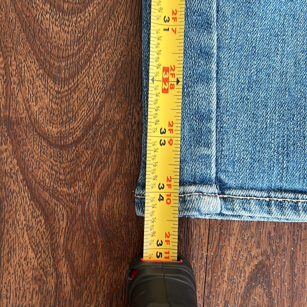 PAIGE HOXTON Crop RIPPED JEANS - Picture 10 of 12